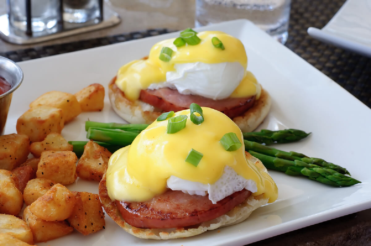 Senior Care in Bay Minette AL: Holiday Breakfast